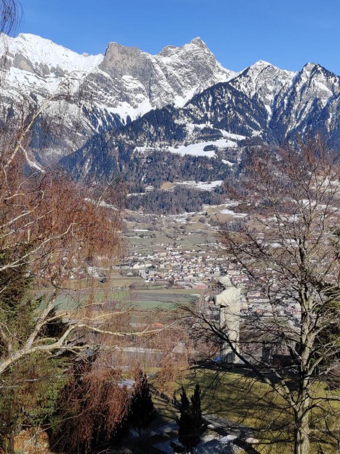 Grosse 4 Zimmer Wohnung Mit Traumhafter Aussicht Bad Ragaz Esterno foto